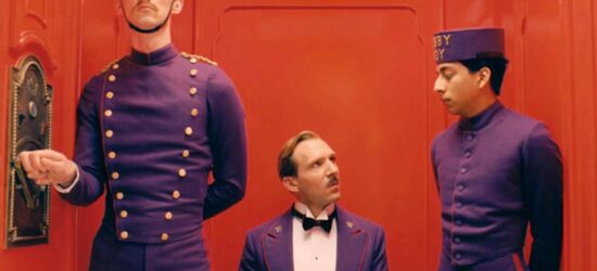 A writer encounters the owner of an aging high-class hotel, who tells him of his early years serving as a lobby boy in the hotel's glorious years under an exceptional concierge.