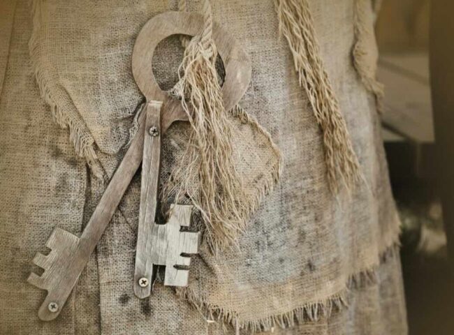 These tales of financial decline serve as cautionary reminders of the intricate relationship between wealth, responsibility, and the human condition. These people inherited riches but ended up with rags due to lavish lifestyles and financial blunders.