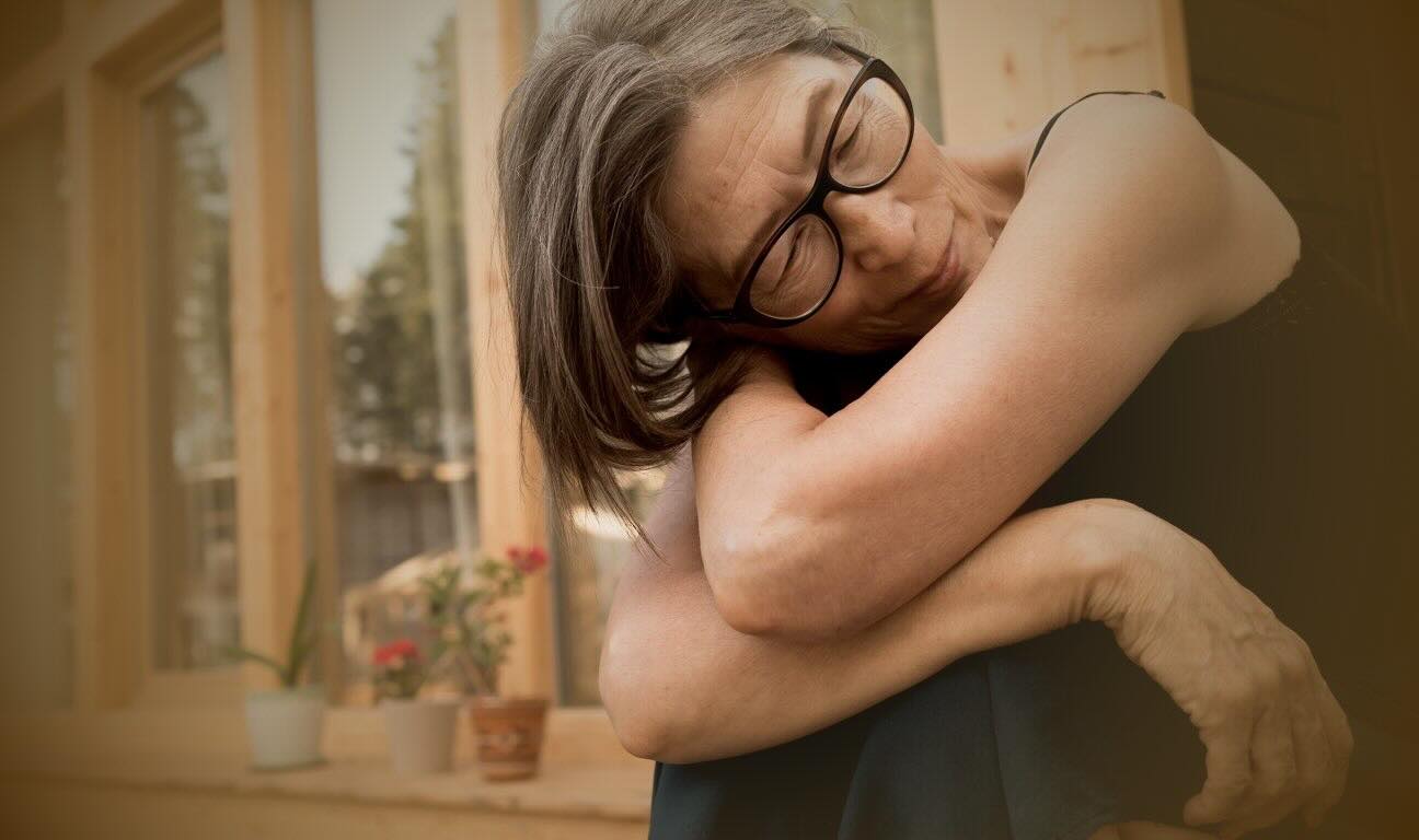 It is not always clear whether an aging parent or relative needs help. Familiarize yourself with the warning signs. If you become aware that a loved one needs help, you will be better prepared to provide support for their safety and well-being.