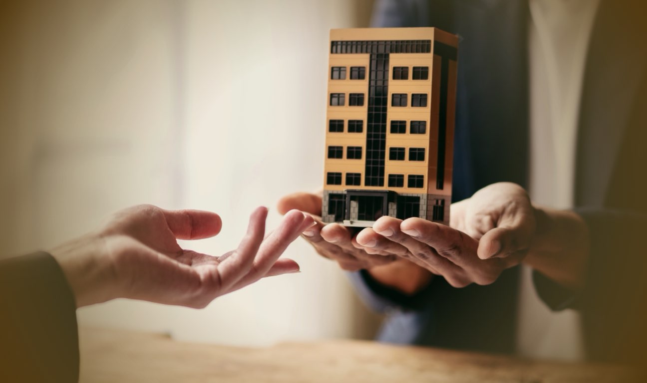 Any property that you own in the UK, be it land or buildings, can be bequeathed to someone in your will. However, the way in which you own the property impacts how it can be passed on.