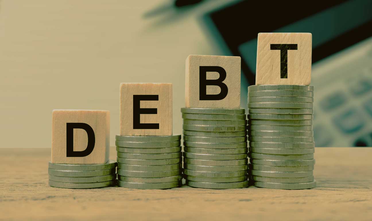 How is Debt is Handled by an Estate in Canada? Your executor is responsible for carrying out the duties of your will and arranging to pay off your debts. They will also close any accounts that you may have. If you don’t want to burden your loved ones with having to deal with your debt, there are steps you can take.