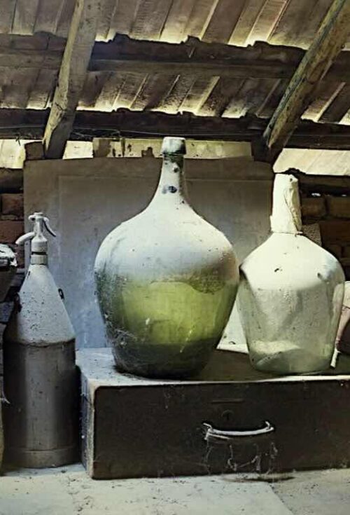 The average estate unknowingly donates or discards thousands of dollars in valuable items. Understanding what to look for can mean the difference between a modest estate sale and one that significantly exceeds expectations.