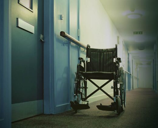 In Ontario, long-term care homes must follow a law called the Fixing Long‑Term Care Act, 2021, which includes a Residents’ Bill of Rights. This resource explains these rights in language that’s easy to understand.