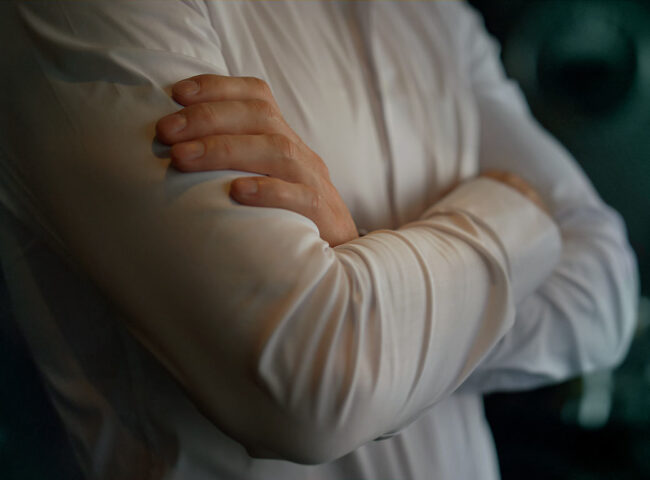 The infamous “shirtsleeves curse” is one that has occupied the mind of many a wealthy patriarch on a sleepless night. Affecting 90% of the wealthy, even America’s richest family couldn’t escape its clutches.