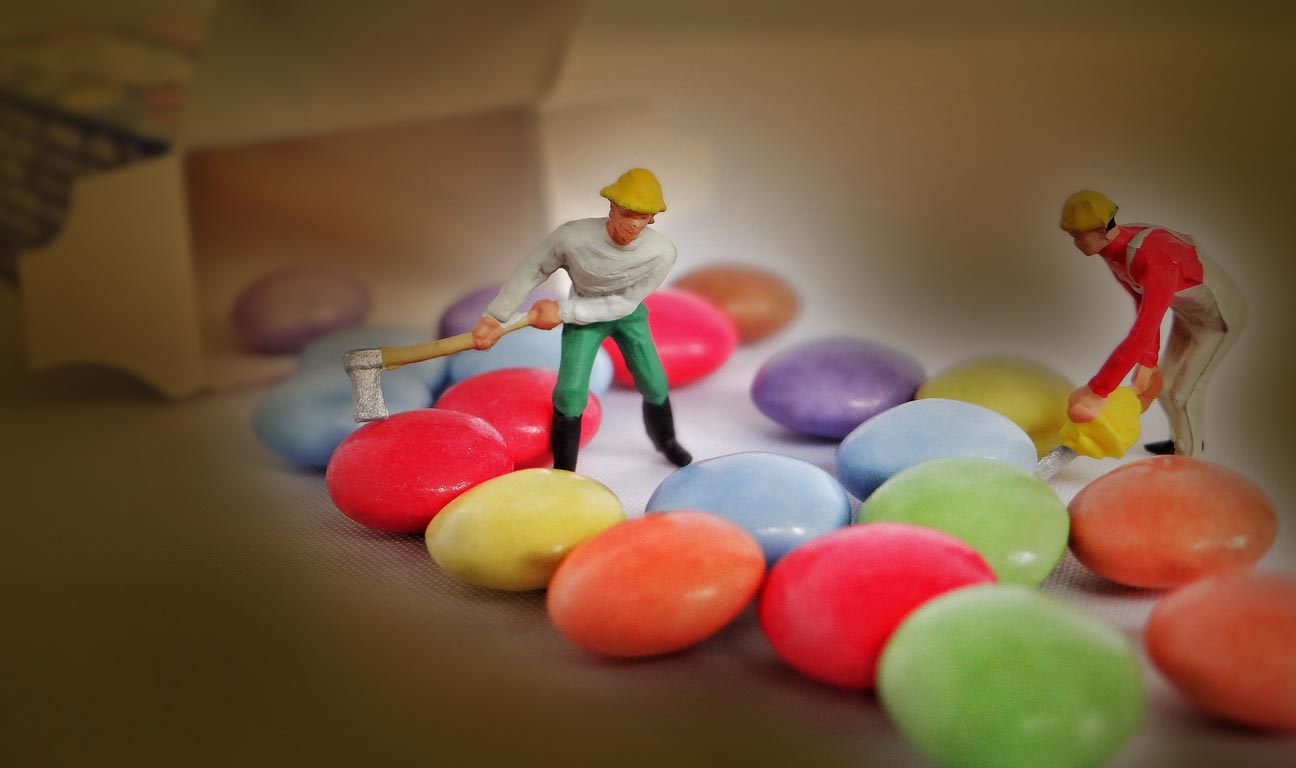 How my mother lost a multi-million dollar inheritance and got stuck with a $50k funeral bill: 21 ex-millionaires share how they either lost or squandered their fortunes— anonymous BuzzFeed submissions...