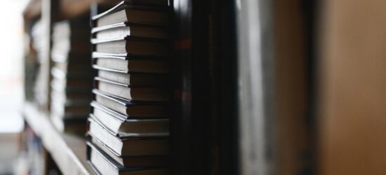 7 Best Estate Planning Books for 2023 | It’s never too early to start planning your estate. You can be prepared with these seven books on estate planning.