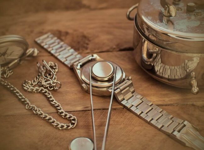 When it comes to inheritance and estate planning, family heirlooms aren’t just objects— they’re emotional landmines...