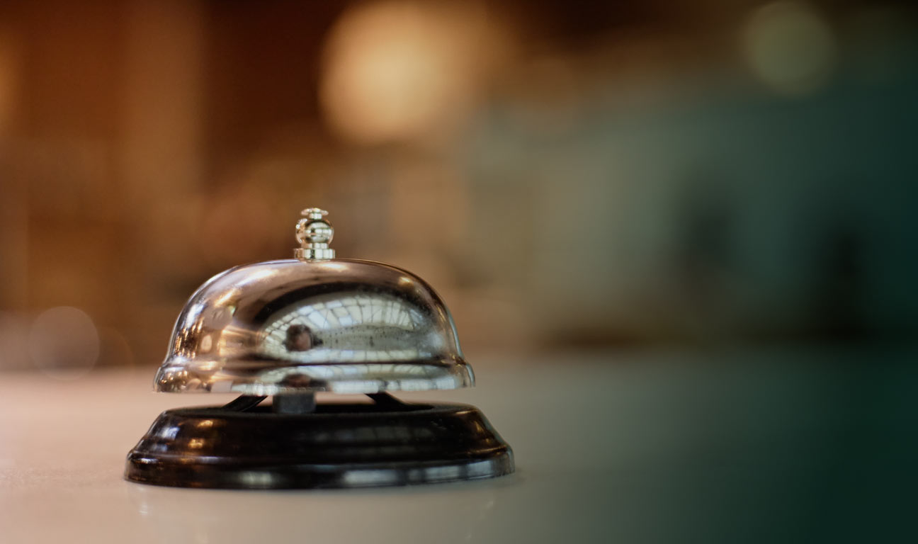 Jay Pritzker quietly built a $15 billion empire of more than 200 companies, including Hyatt Hotels Corp., and a network of 1,000 family trusts.