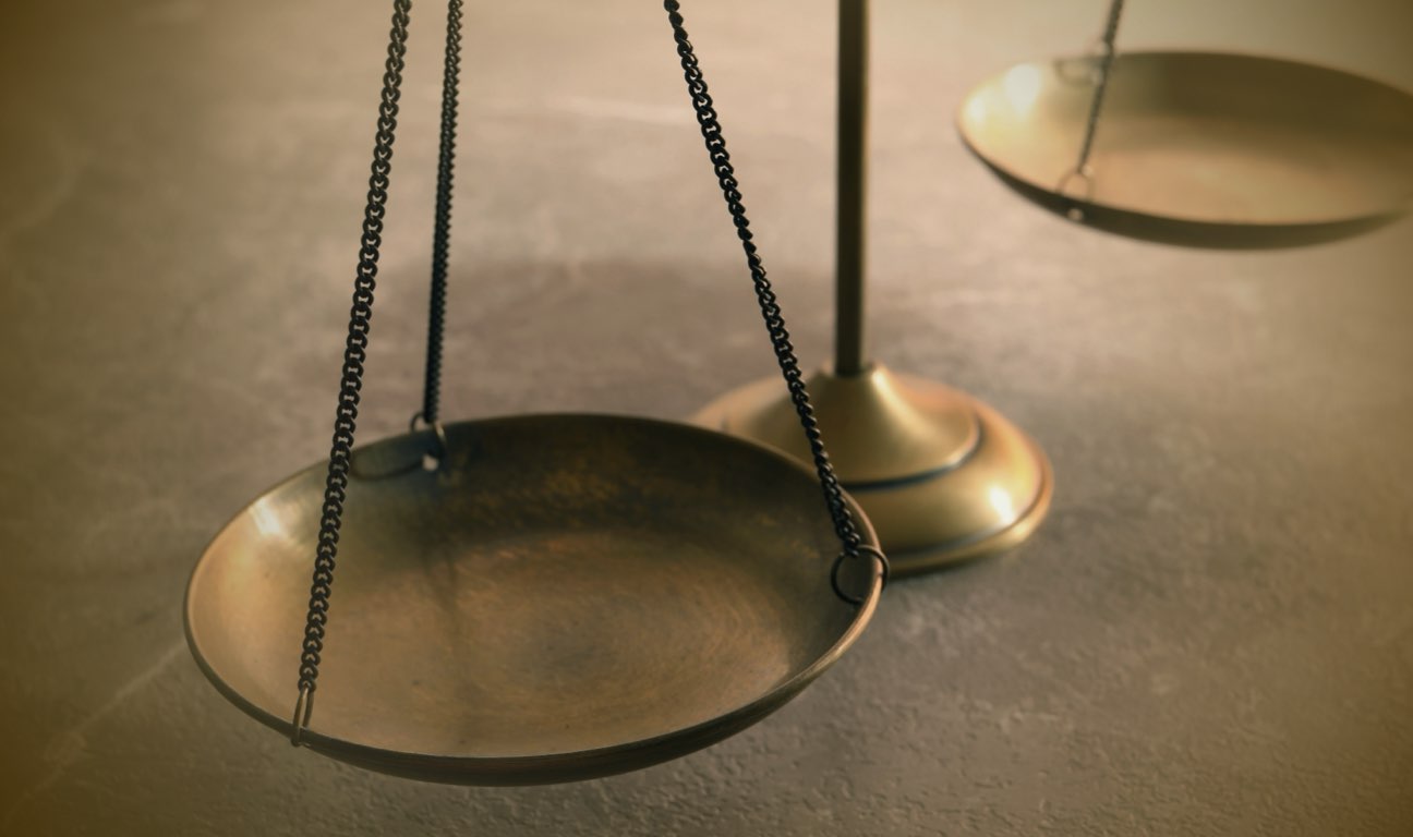 An estate trustee is required to act impartially between all the beneficiaries and to not favor one or more beneficiaries over others. This is colloquially described as the duty to ‘maintain an even hand’.