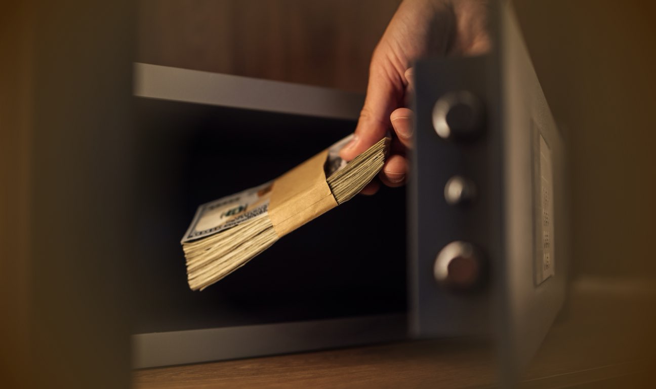 Most retirees don’t tell adult children about their inheritance, research shows. Here's what advisors recommend sharing, and when...