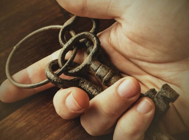 Given the many considerations that come with passing down or inheriting a collection, it's wise to plan well in advance— particularly for rare or especially valuable assets.