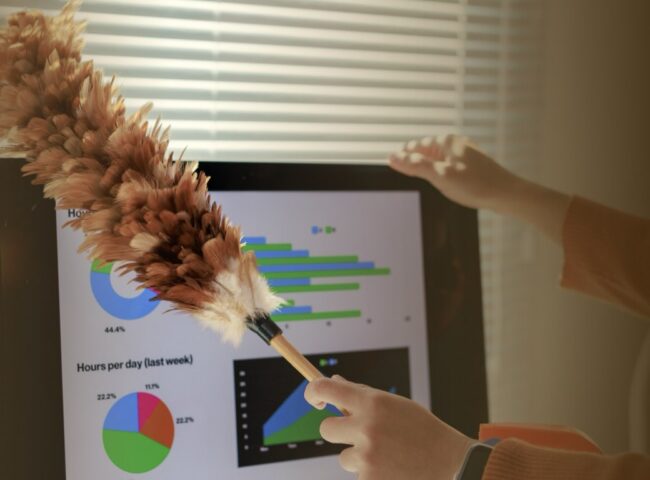 A shareholders’ agreement is an important document to shareholders and businesses. There are several reasons to review a shareholders’ agreement every 3 to 5 years.